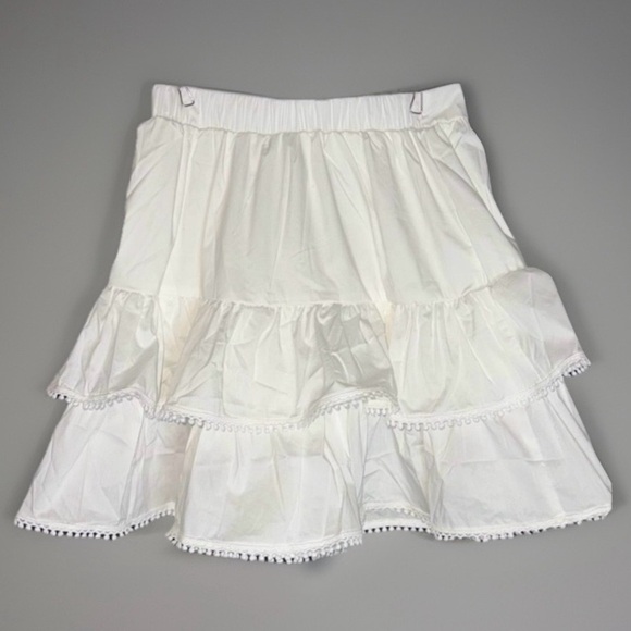 Dresses & Skirts - 💰⬇️ White Tiered Skirt